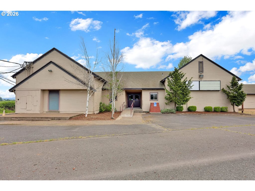 21211 Coburg Rd Property Photo 1