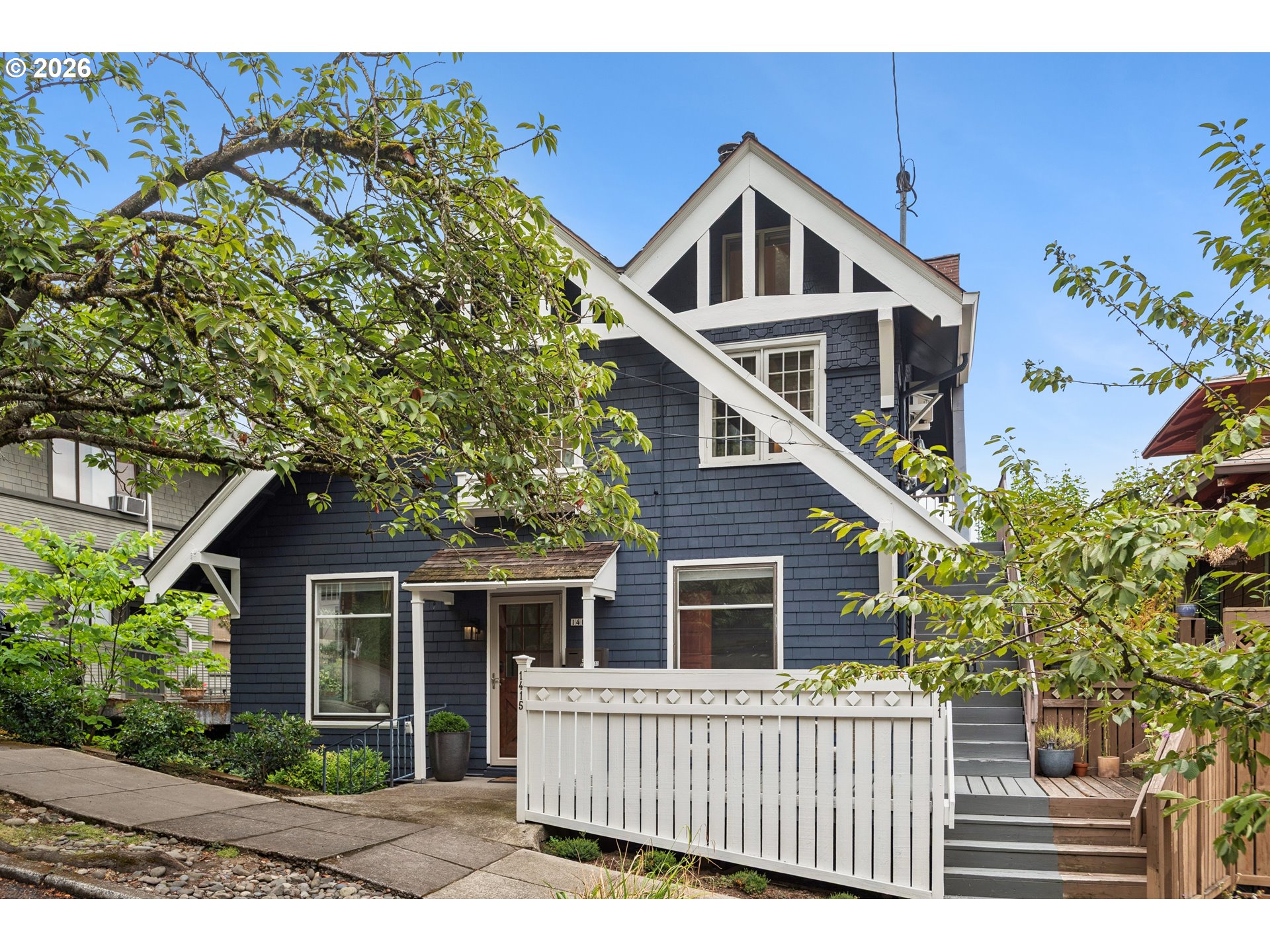 1411 Sw Hall St Property Photo 1