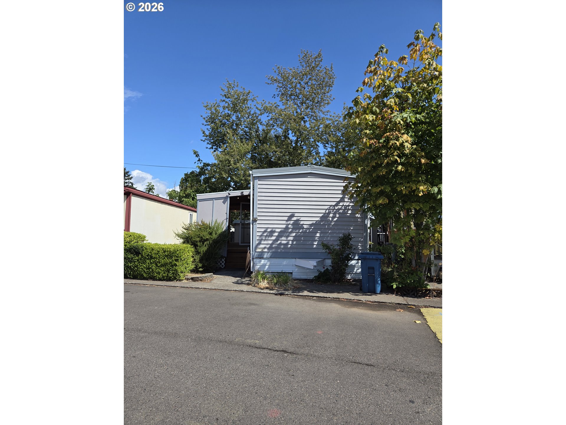 7227 Se Flavel St Property Photo 1