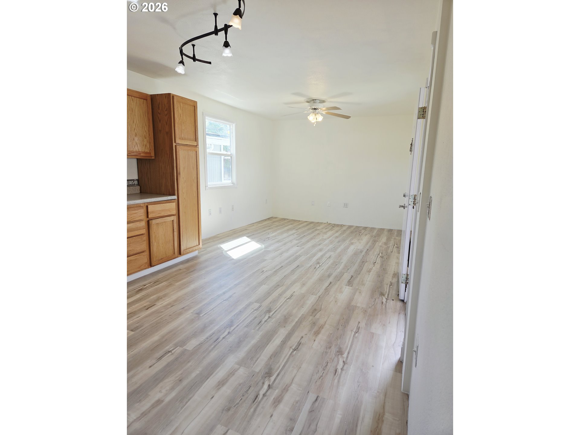 7227 Se Flavel St Property Photo 11