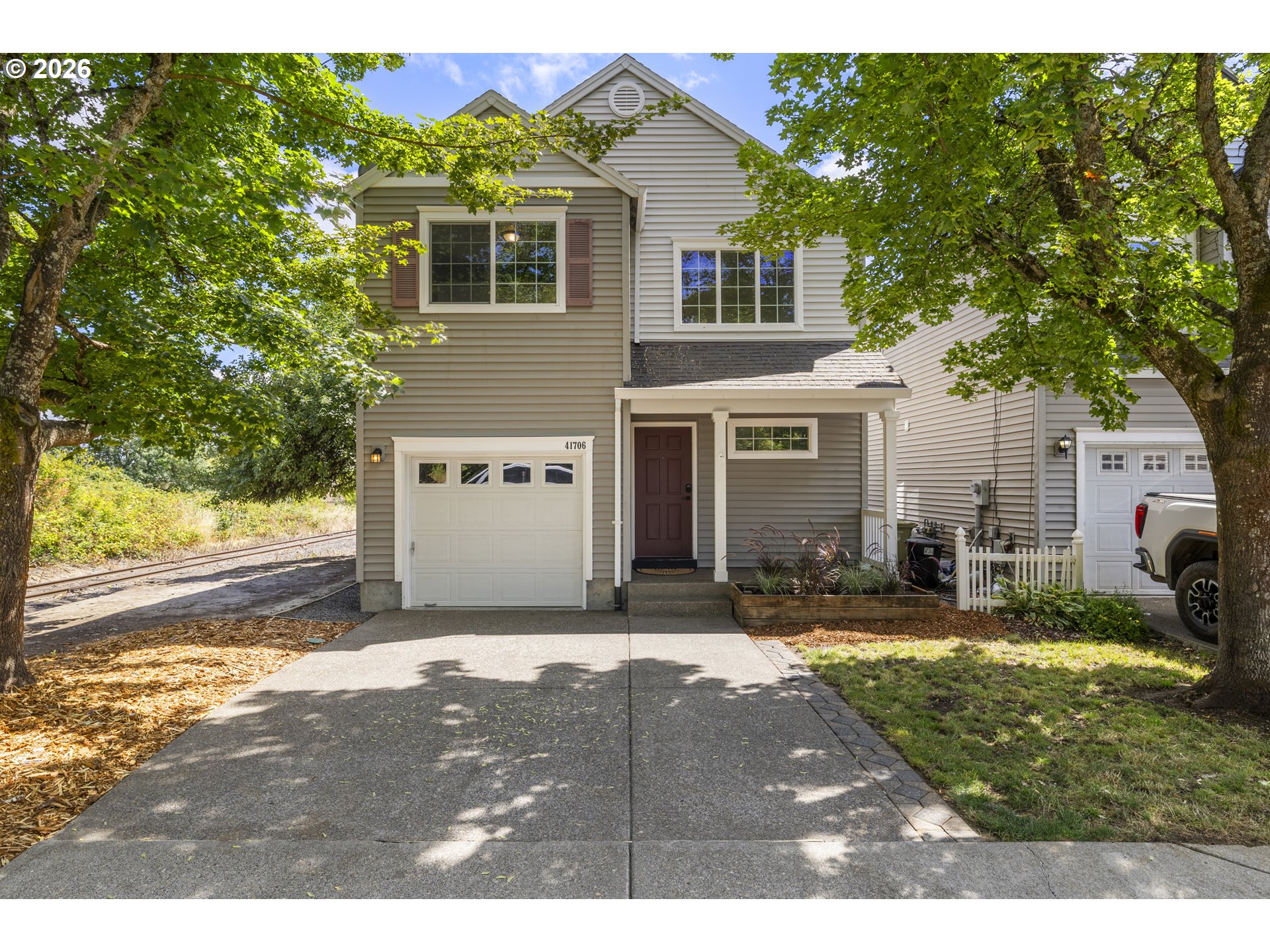 41706 Nw Bellingham Ct Property Photo 1