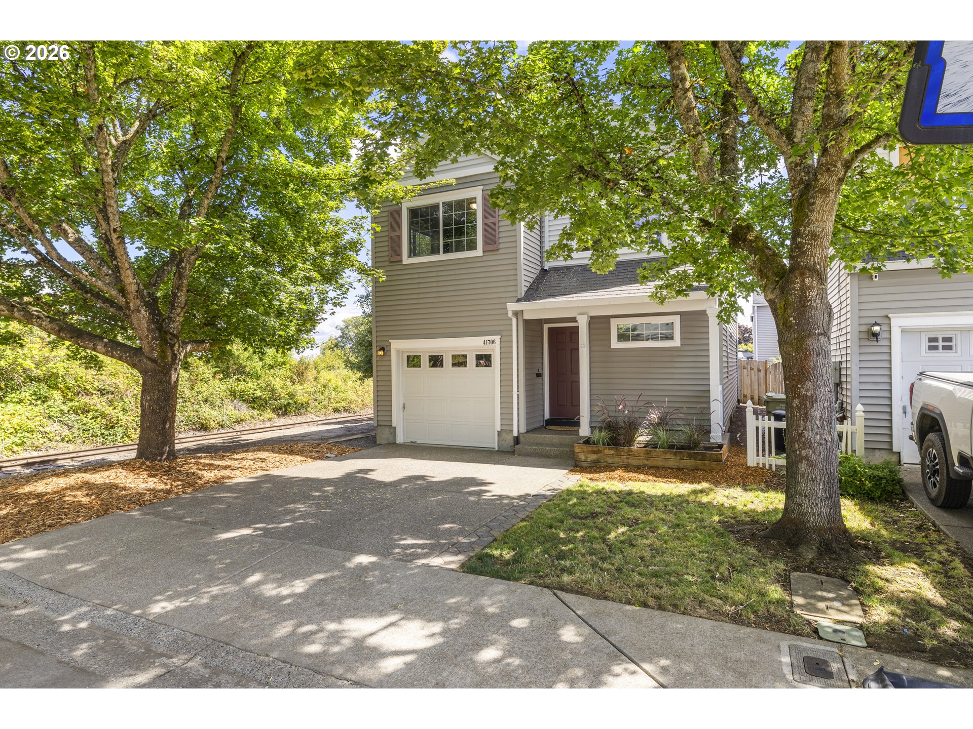 41706 Nw Bellingham Ct Property Photo 4