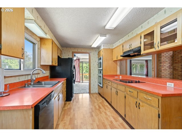 212 S Water St Property Photo 11