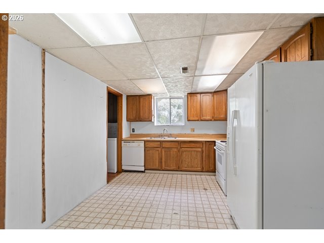 212 S Water St Property Photo 22