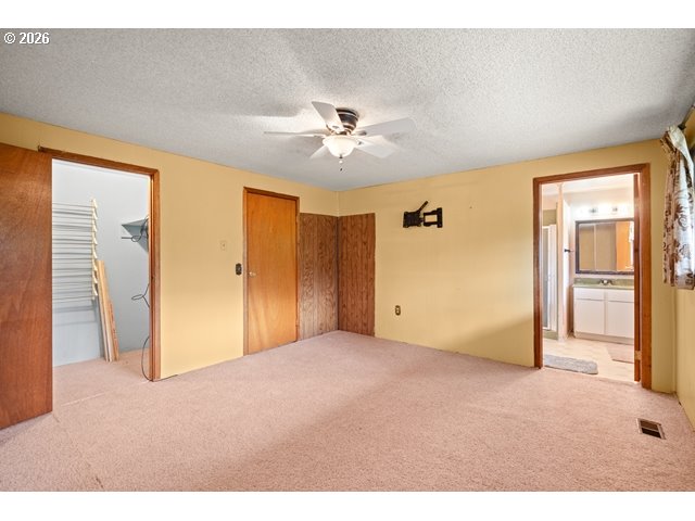 212 S Water St Property Photo 32