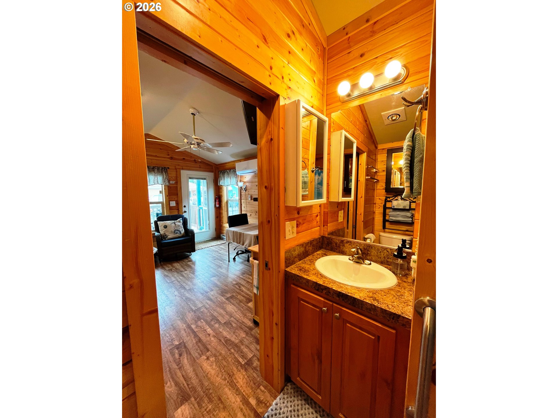 16 Pine Ln Property Photo 13