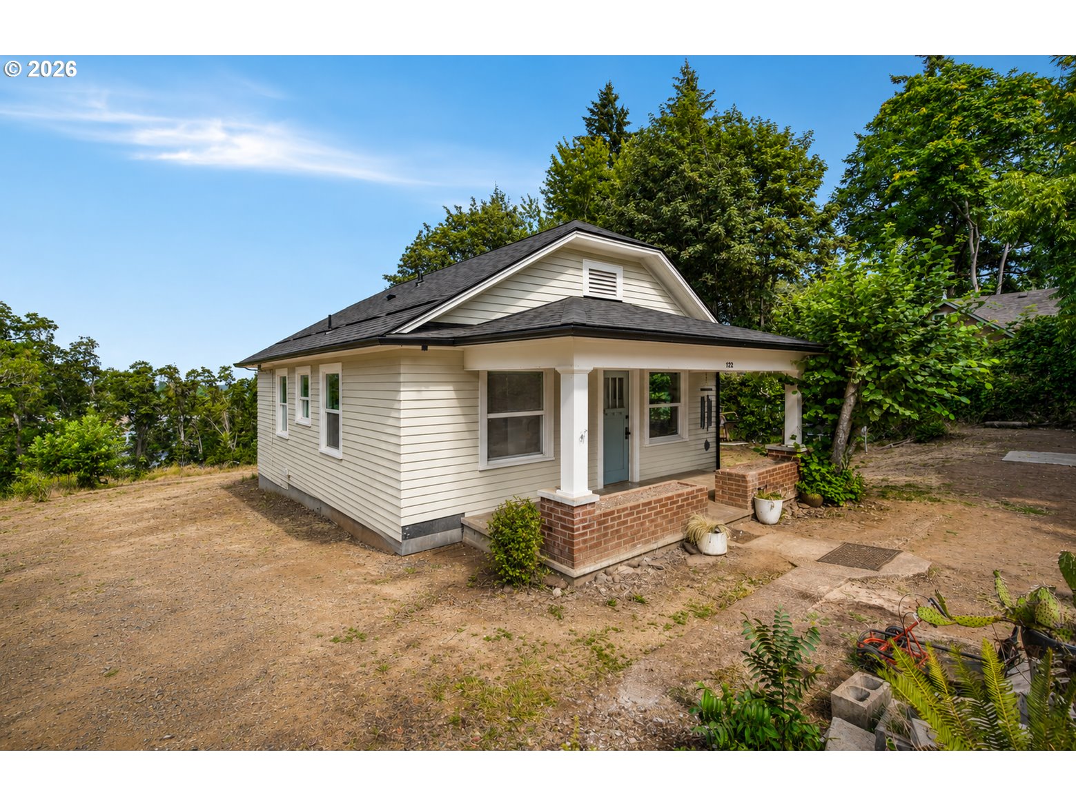 122 ROCK ST Property Photo 1