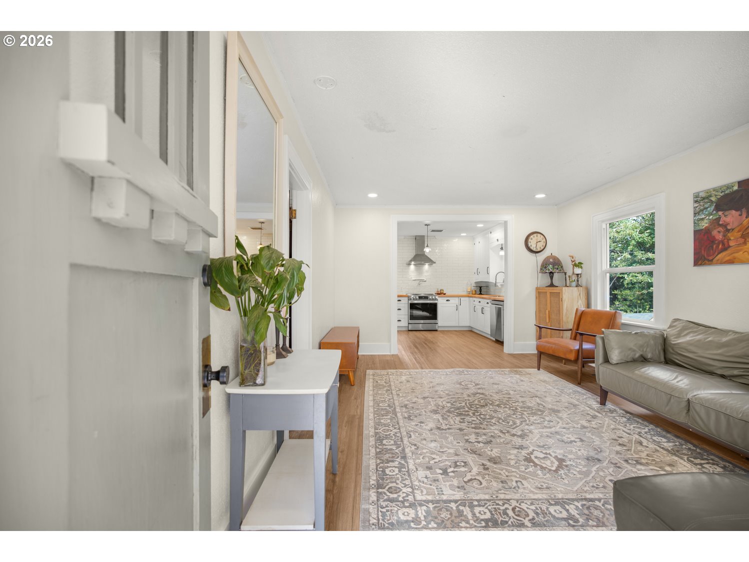 122 Rock St Property Photo 3