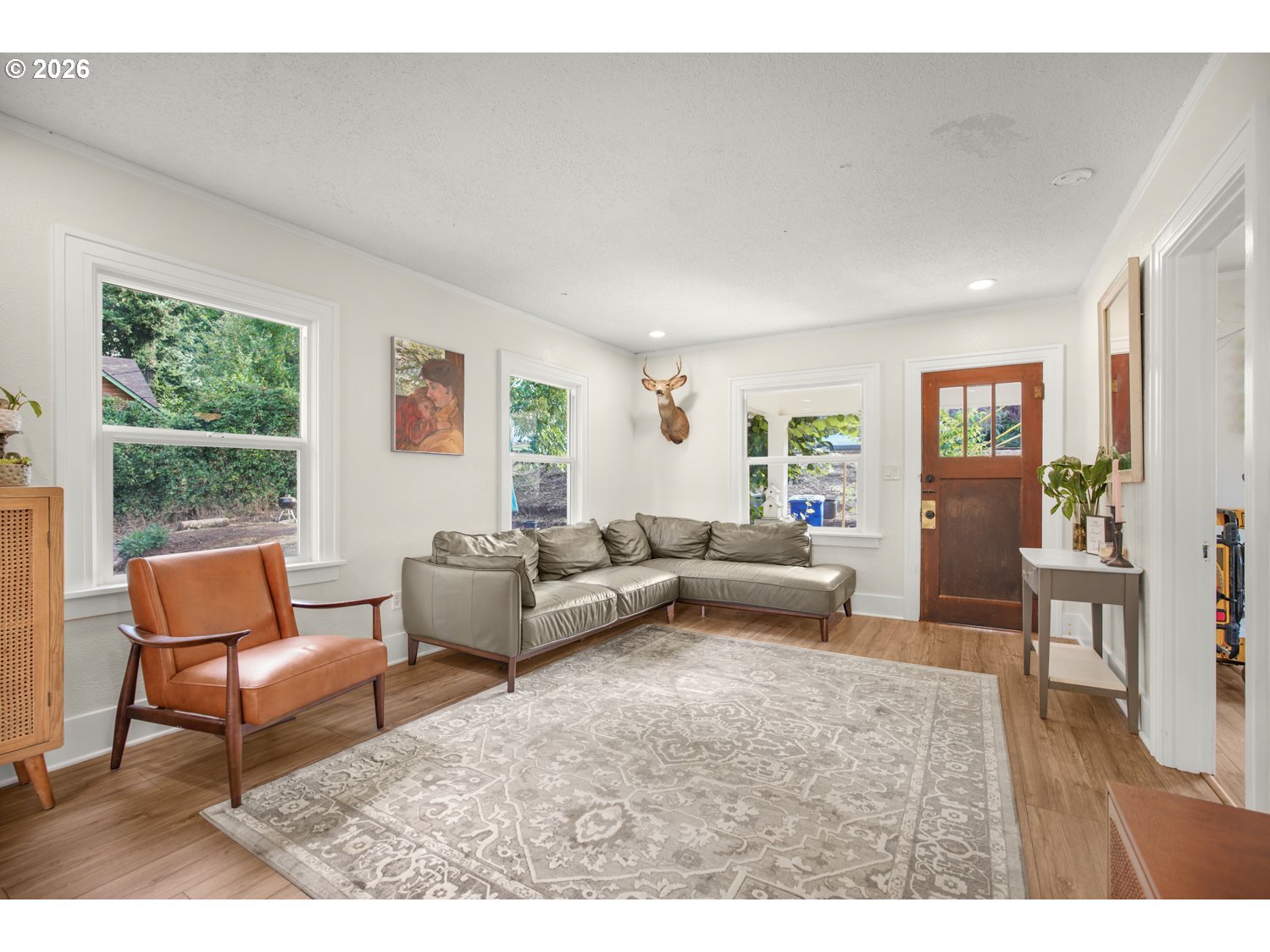 122 Rock St Property Photo 4