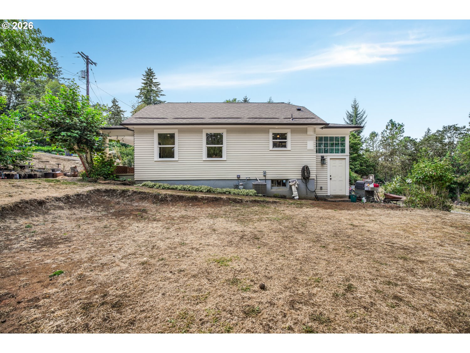 122 Rock St Property Photo 17