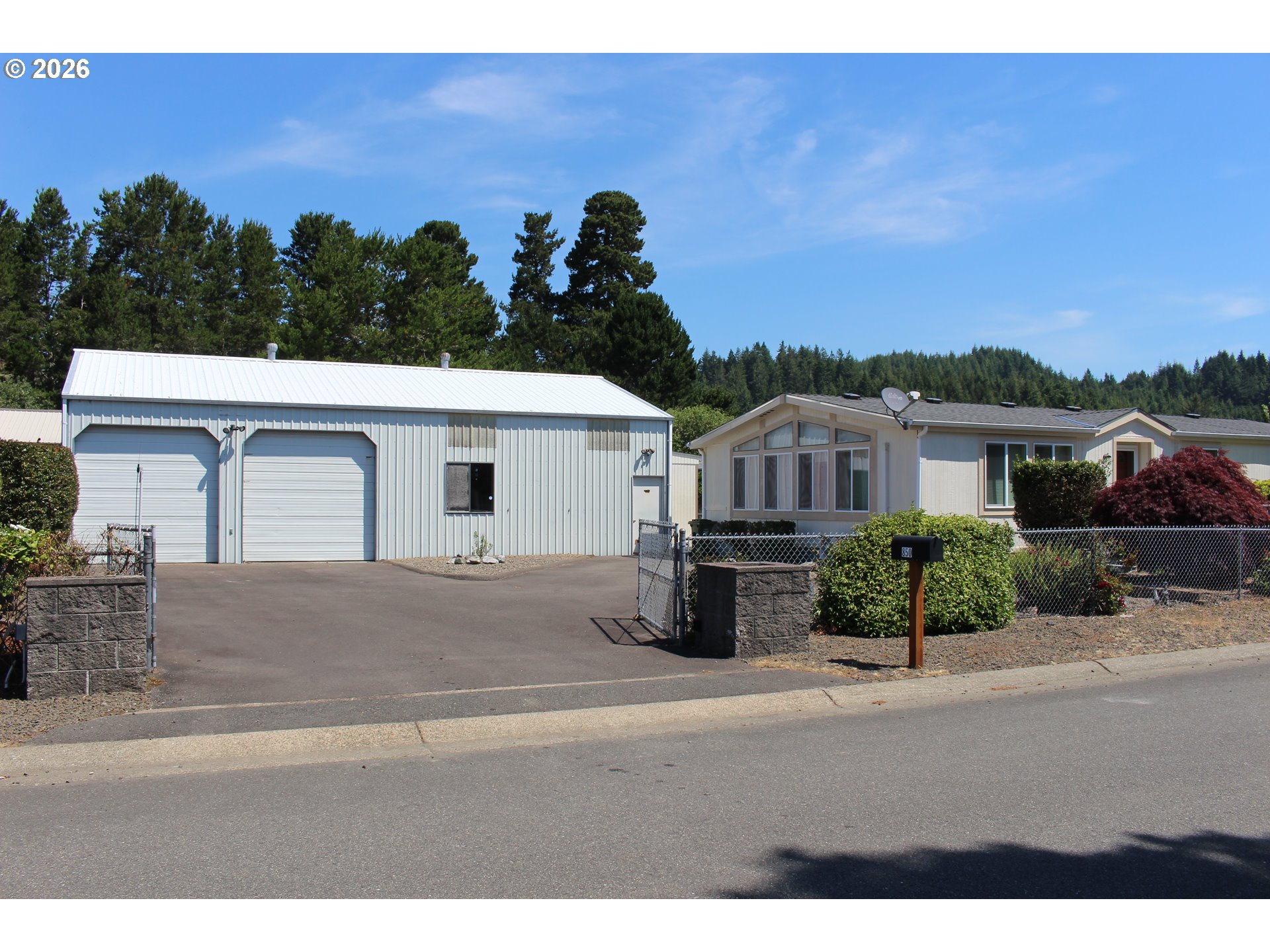 850 RAECHEL RD Property Photo 1