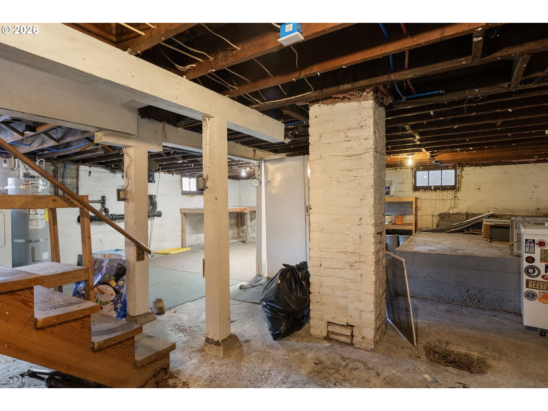 933 W 13th Ave Property Photo 18