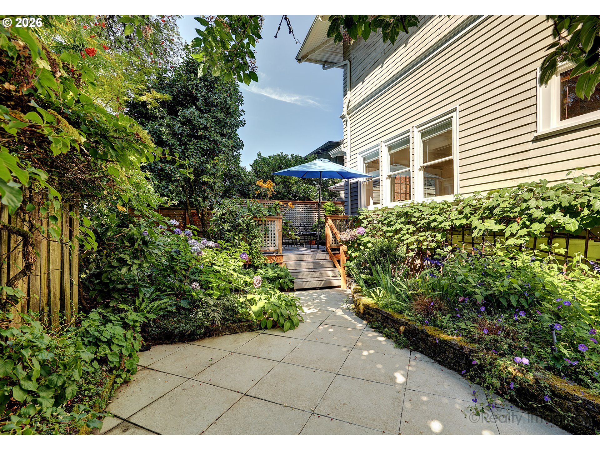 2734 Sw Fern St Property Photo 31