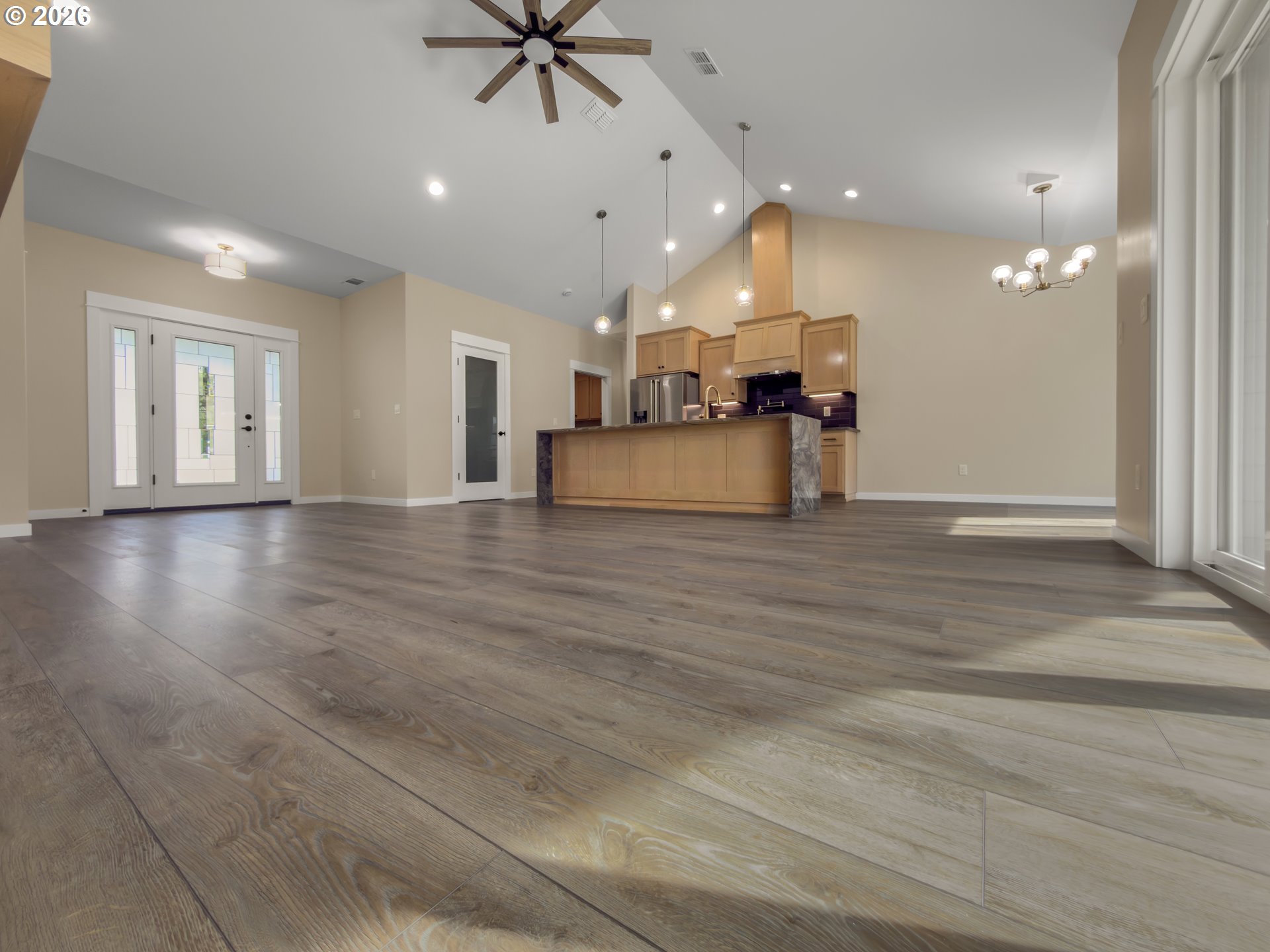 1236 Lighthouse Ln Property Photo 6