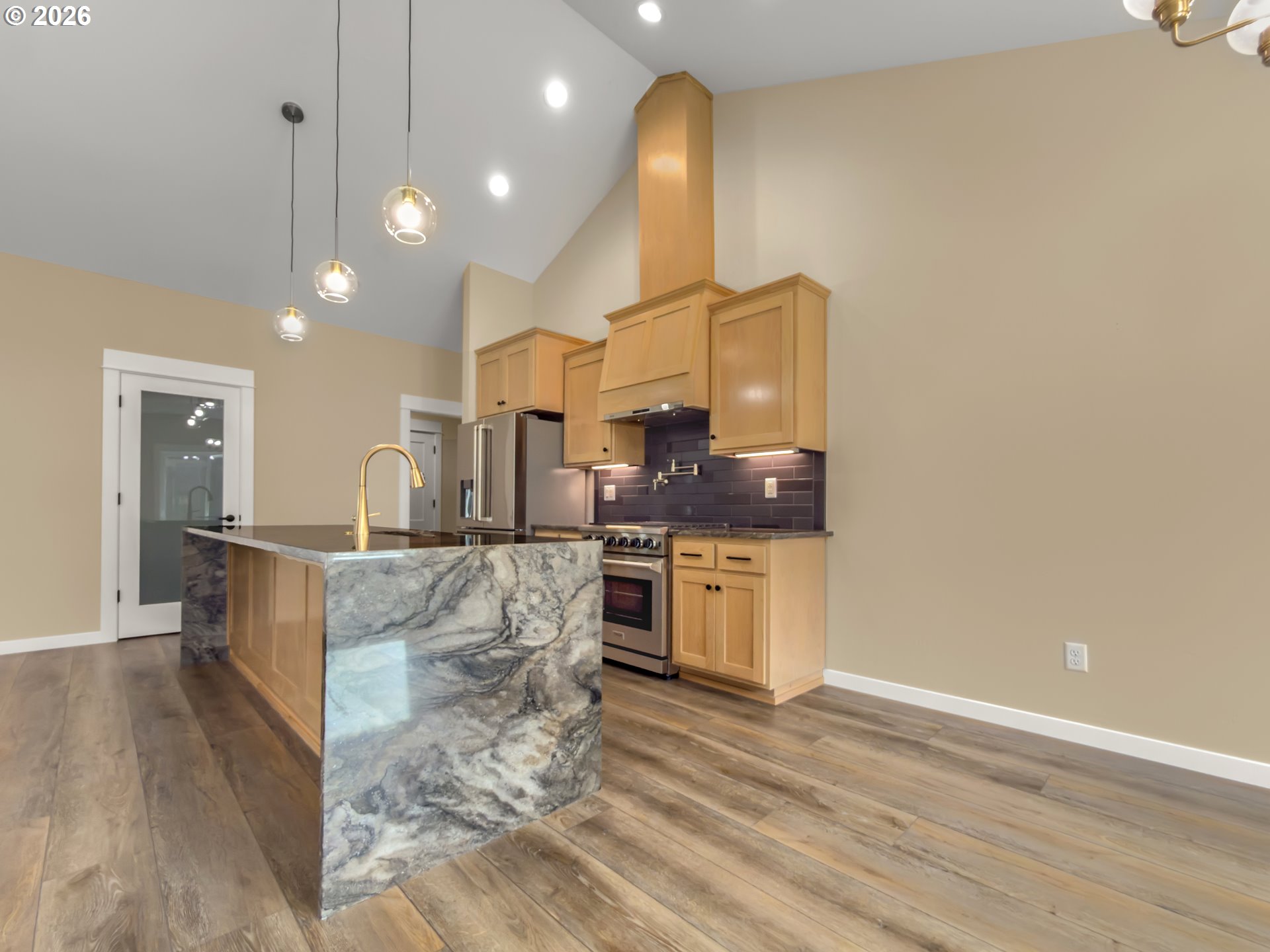 1236 Lighthouse Ln Property Photo 10