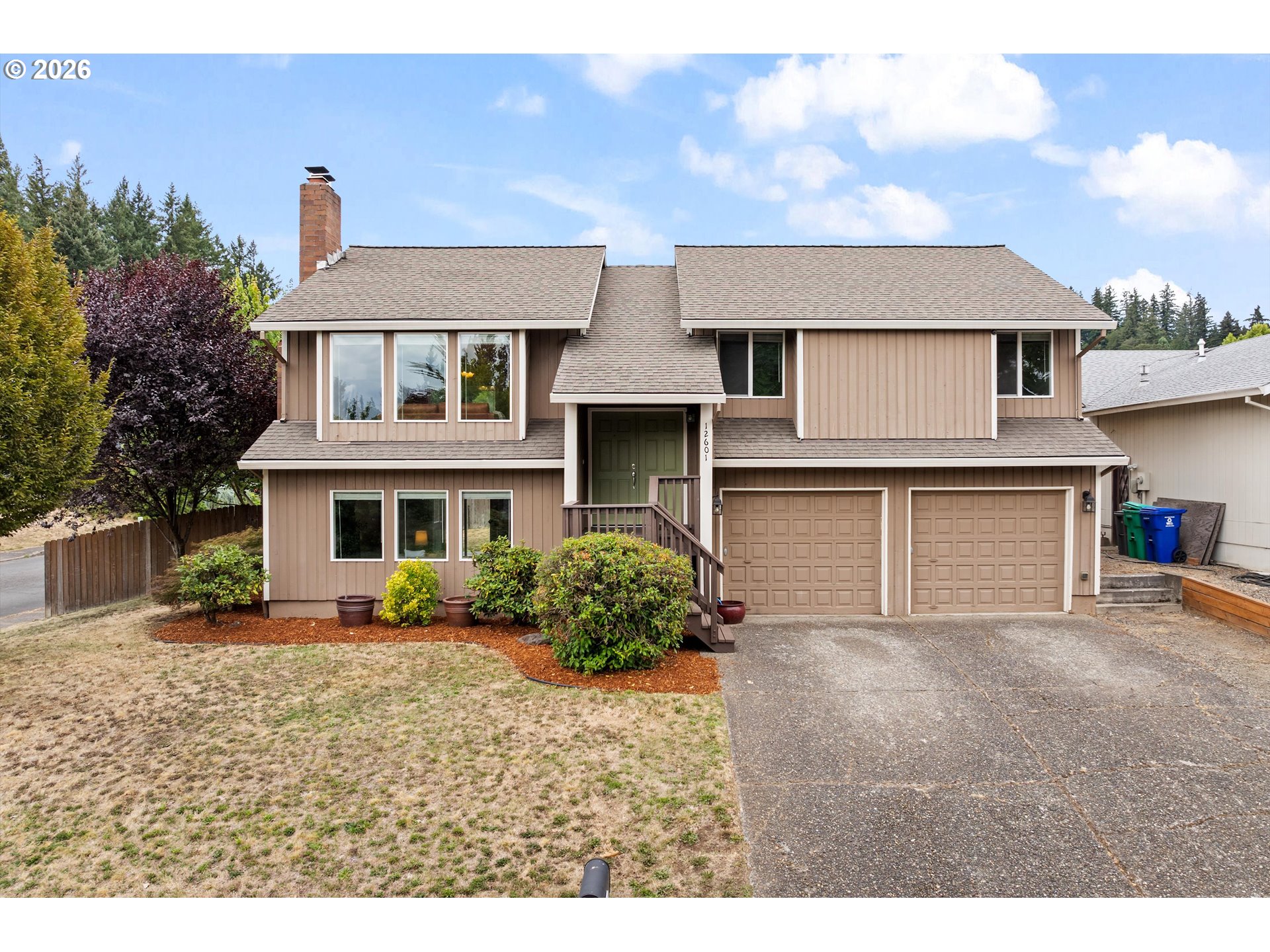 12601 SE MAJESTIC LN Property Photo 1