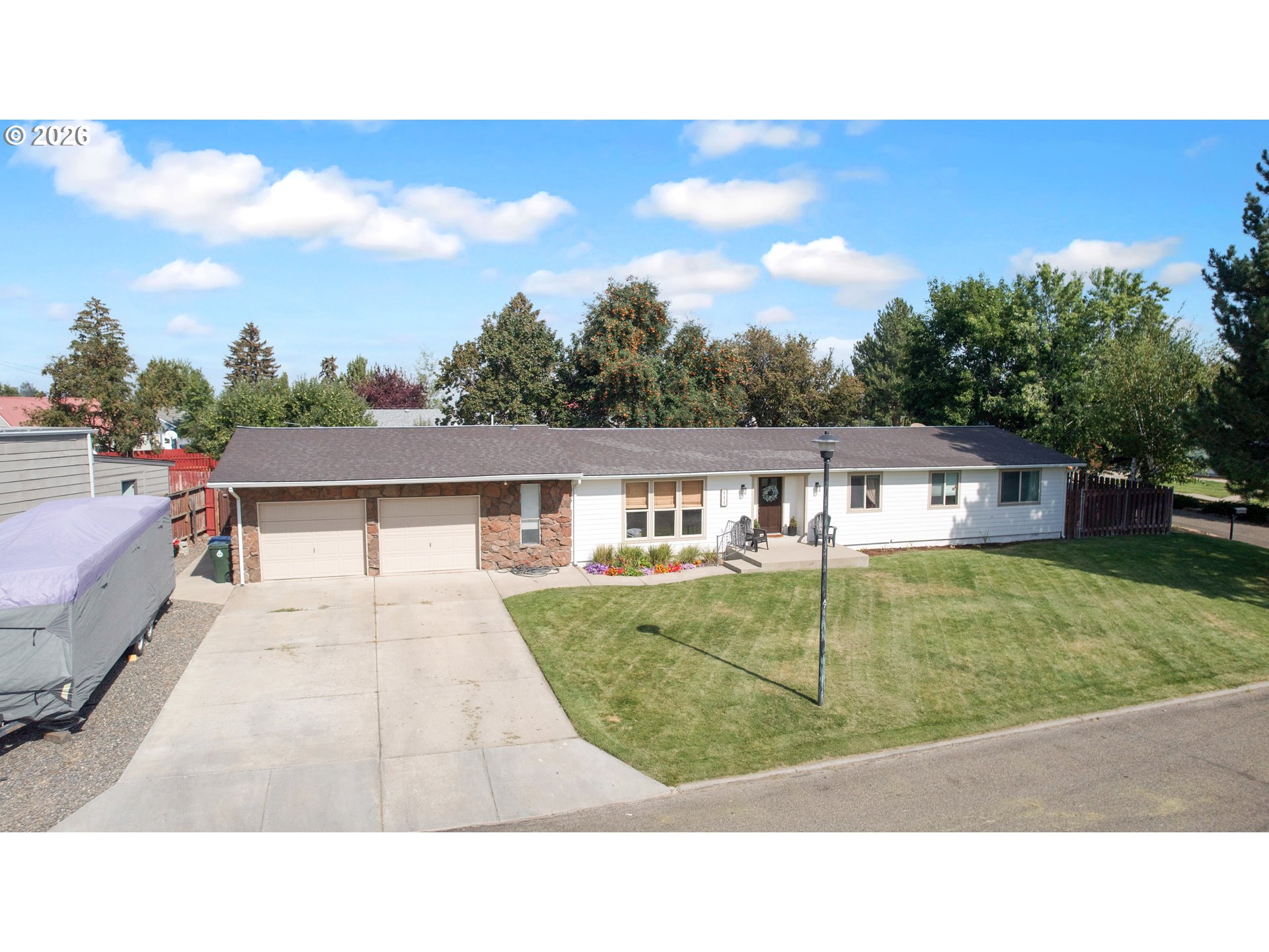 111 Hillcrest Dr Property Photo 1