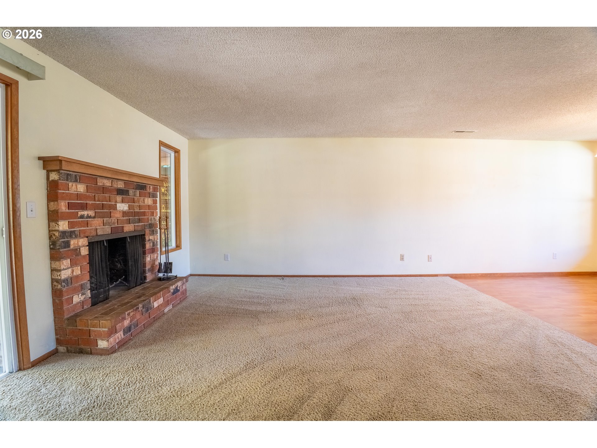 1742 Ne Raywanda Ct Property Photo 11