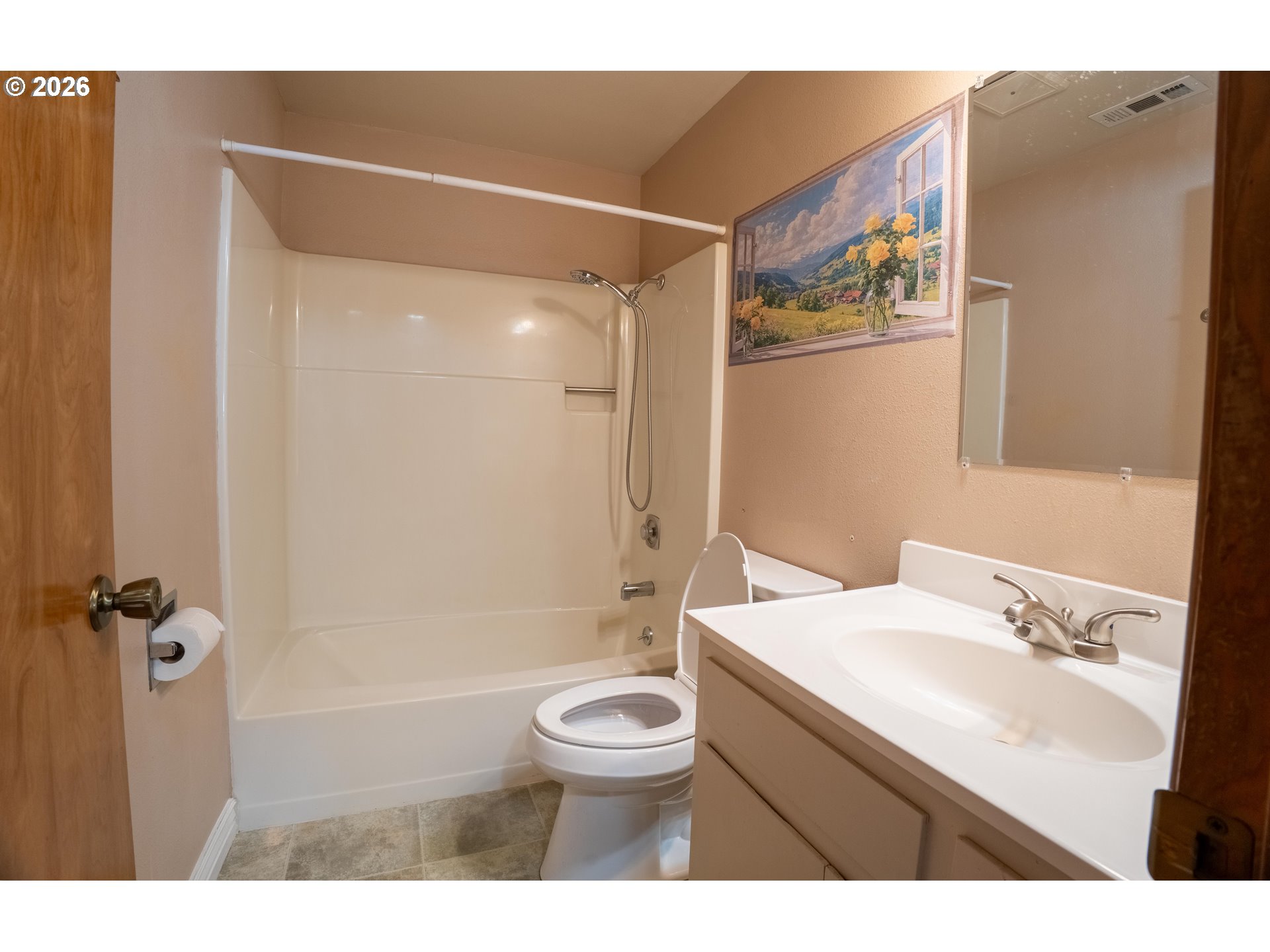1742 Ne Raywanda Ct Property Photo 18