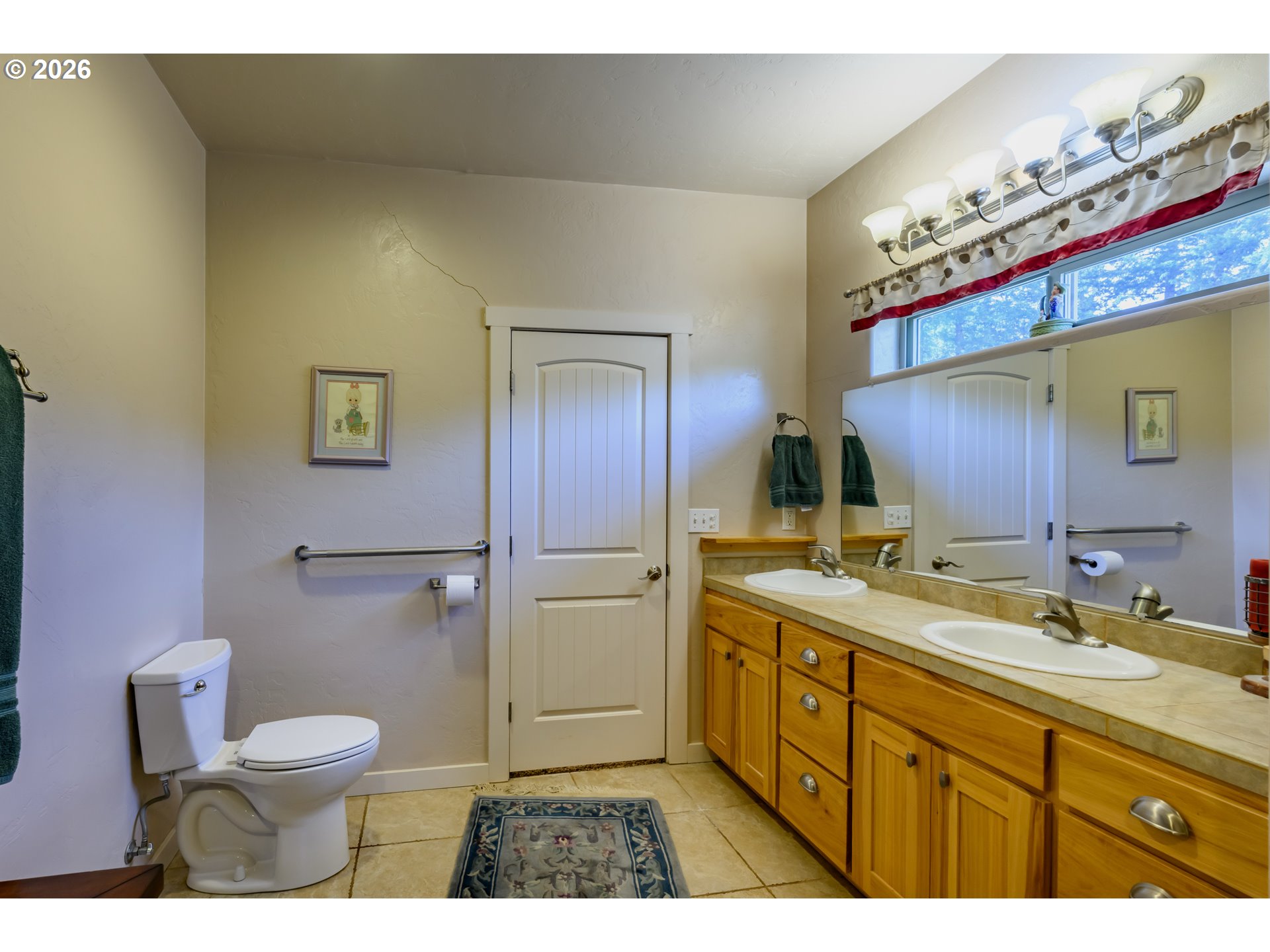 48482 E Meadow Way Property Photo 11
