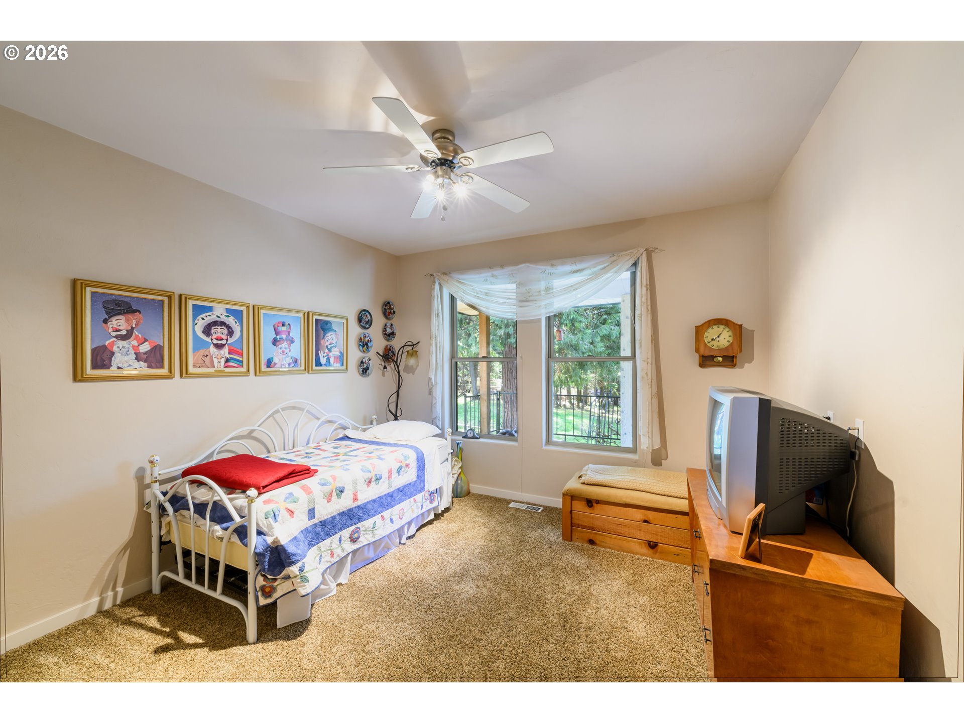 48482 E Meadow Way Property Photo 12