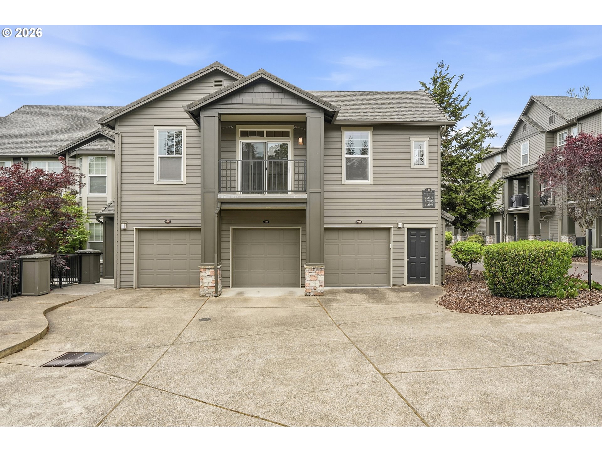 2365 Snowberry Ridge Ct Property Photo 2
