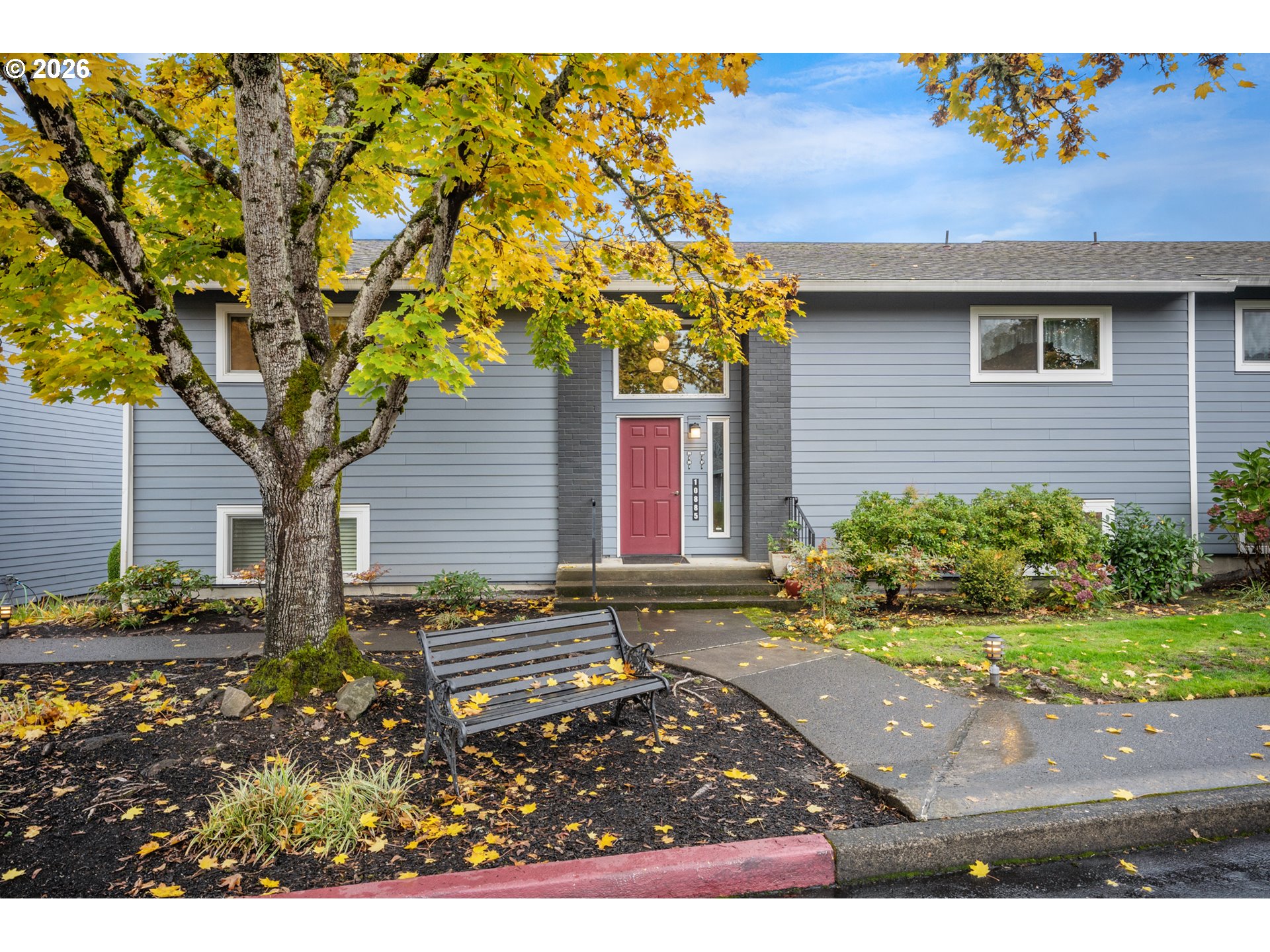 10885 SW MEADOWBROOK DR 38 Property Photo 1