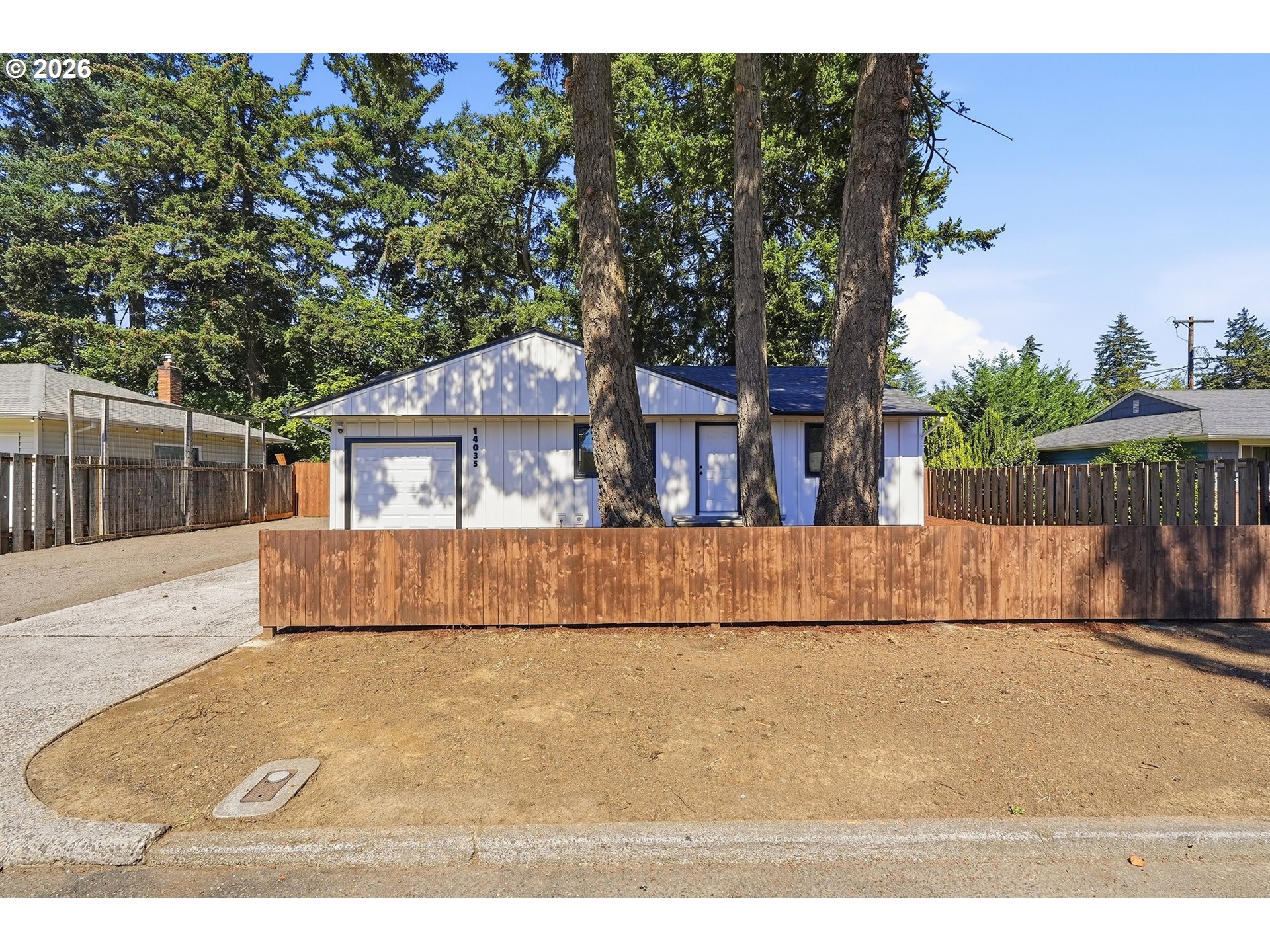 14035 Se Harrison St Property Photo 2