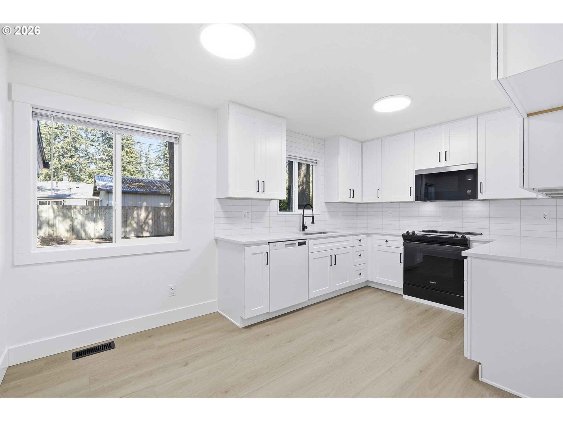 14035 Se Harrison St Property Photo 13