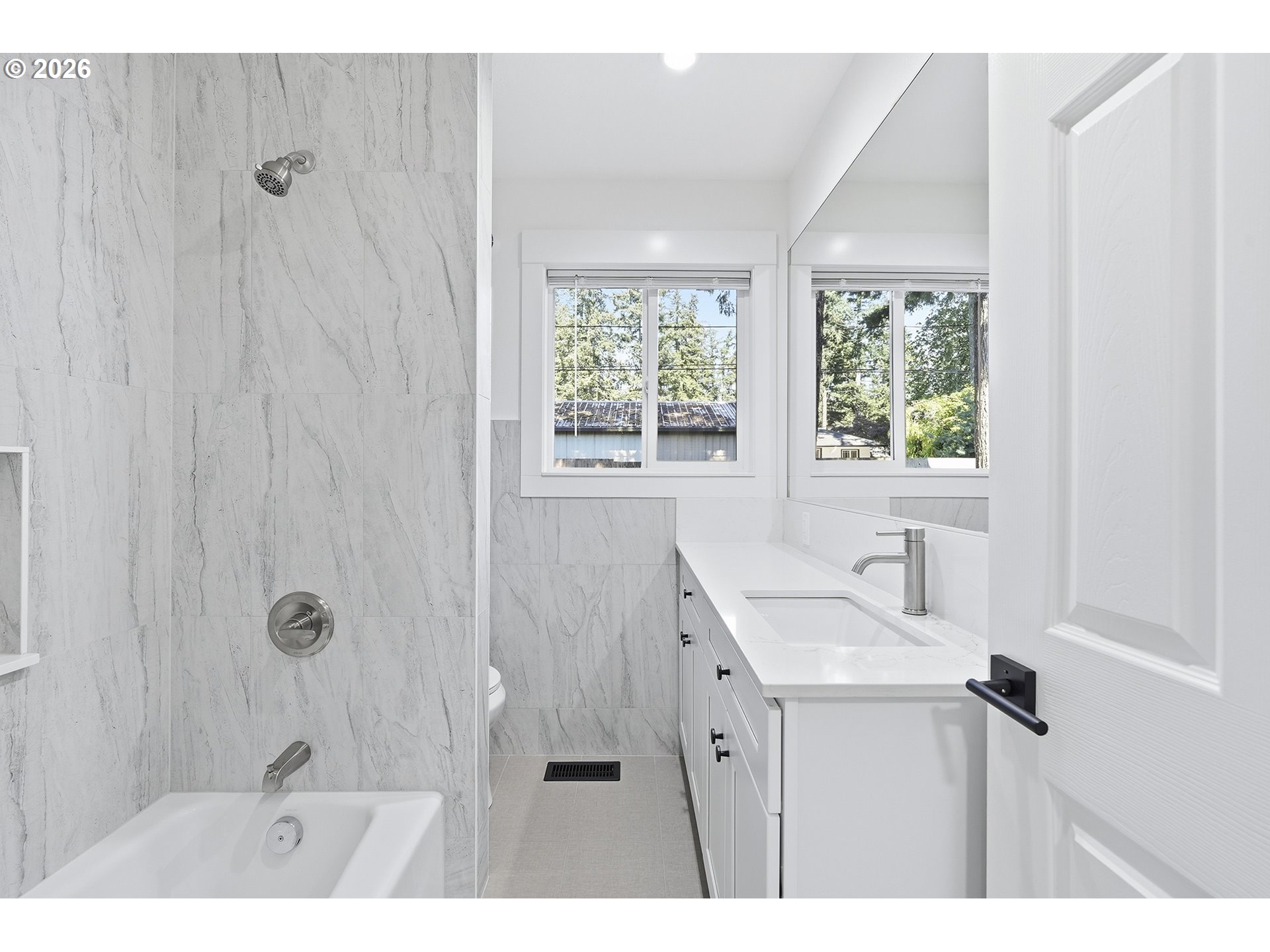 14035 Se Harrison St Property Photo 19