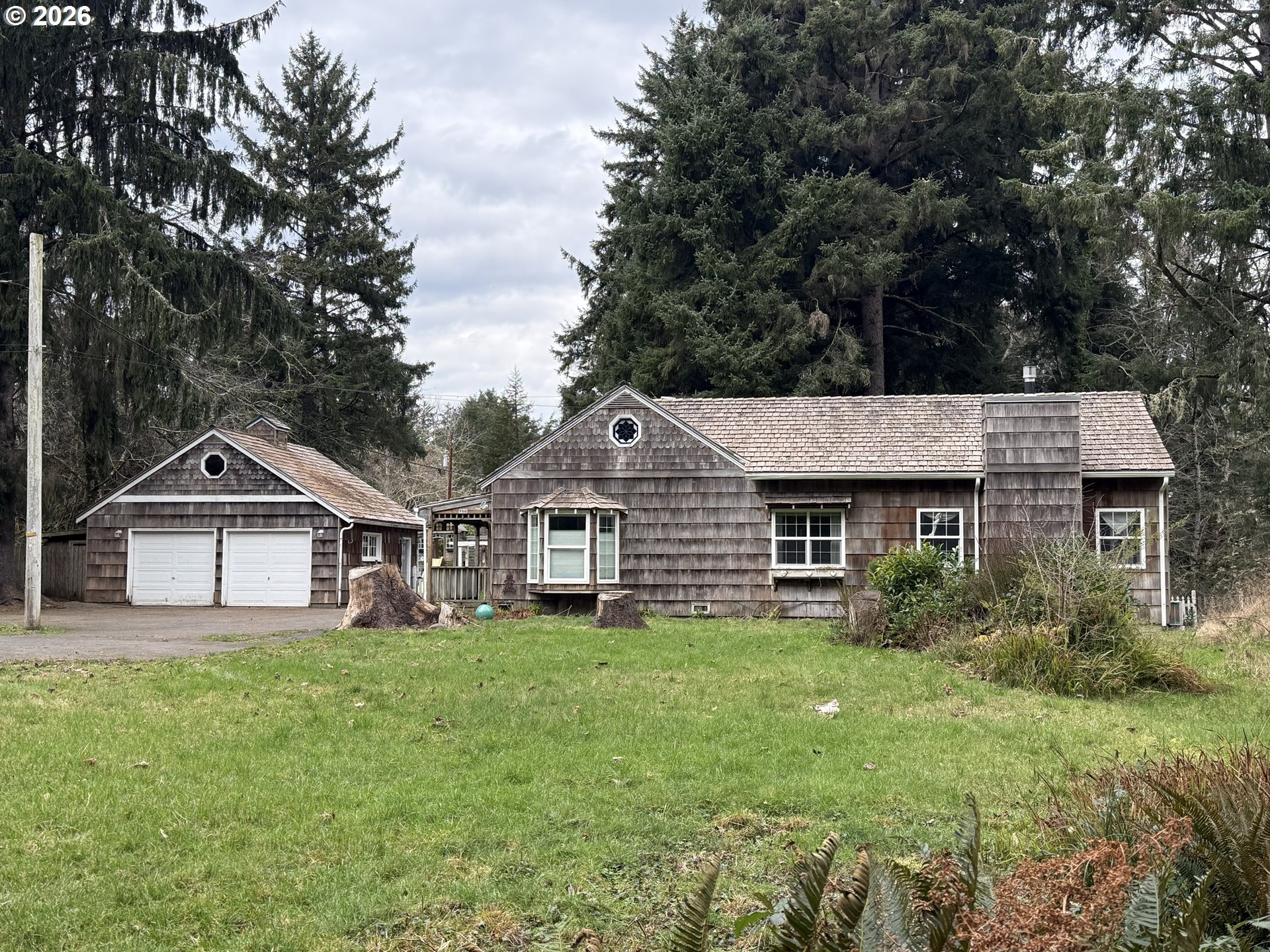 750 5TH ST Property Photo 1