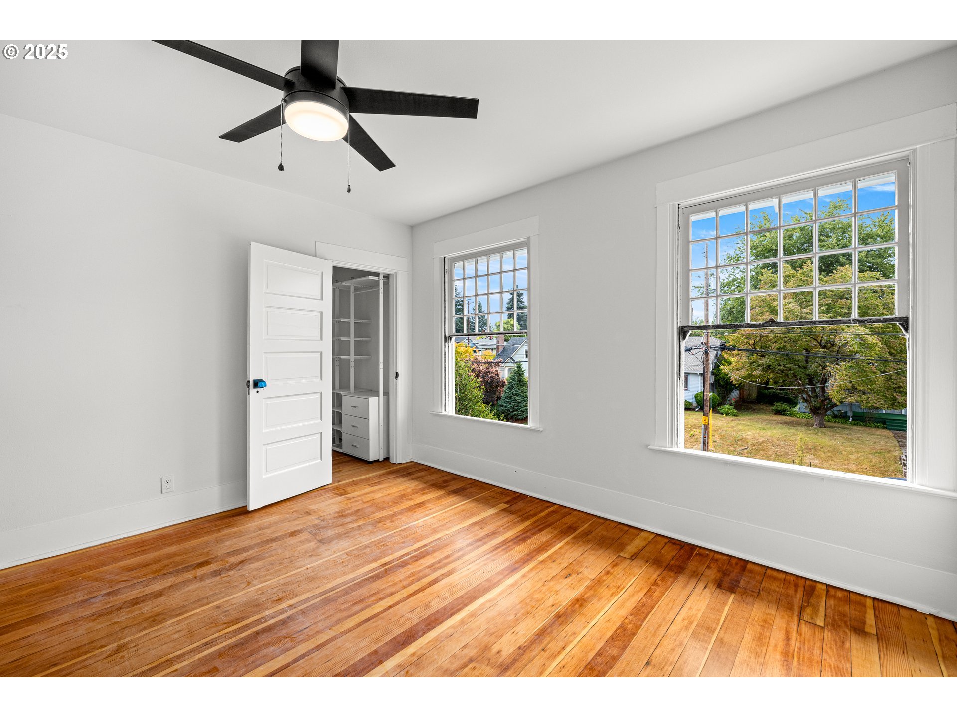 2021 N Sumner St Property Photo 12