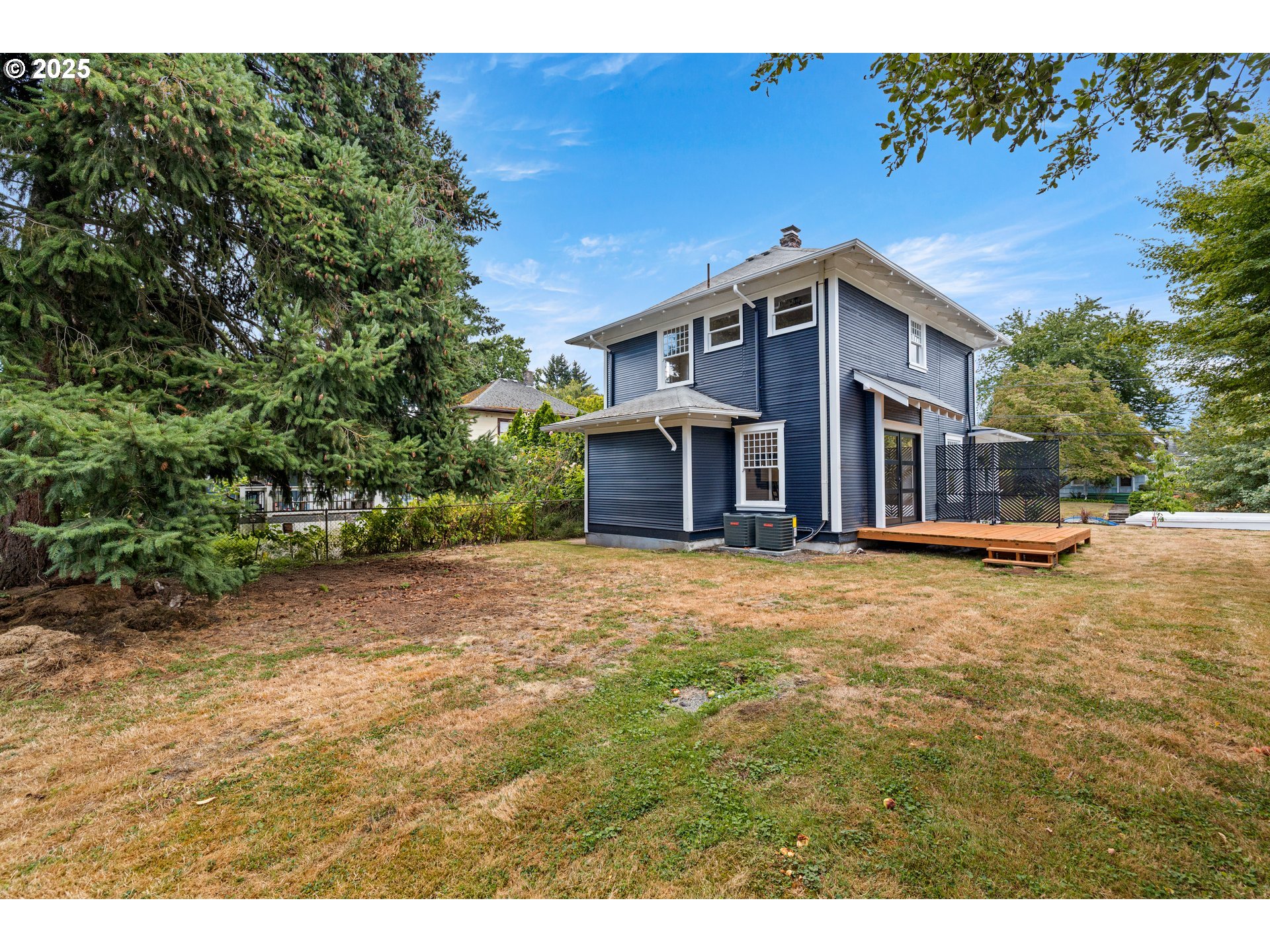 2021 N Sumner St Property Photo 14
