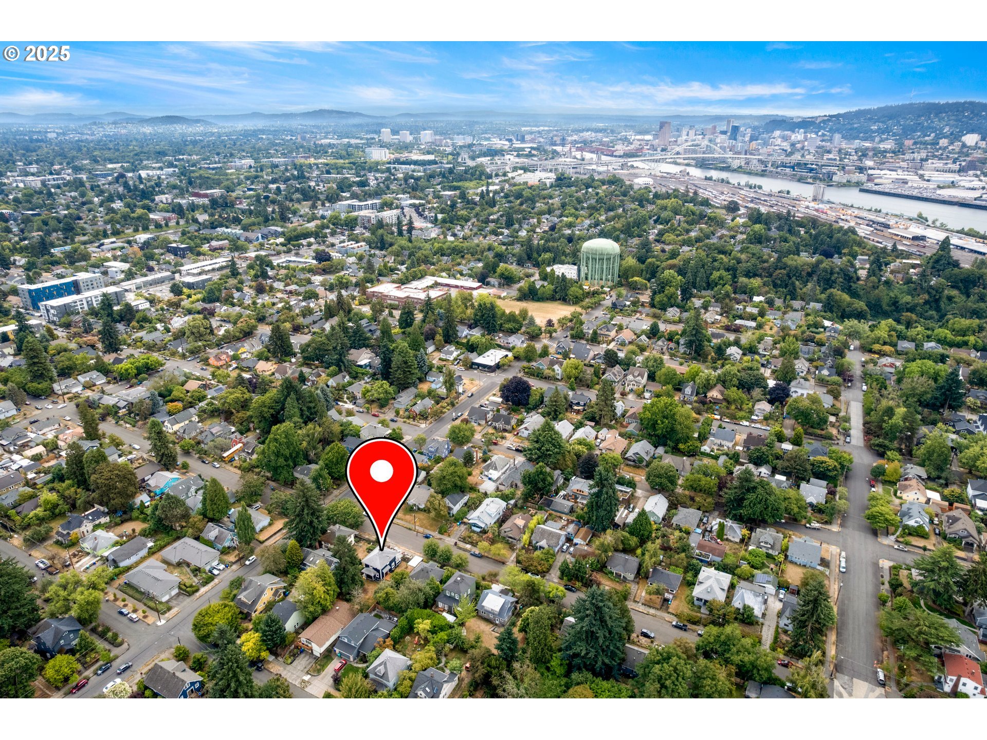 2021 N Sumner St Property Photo 16