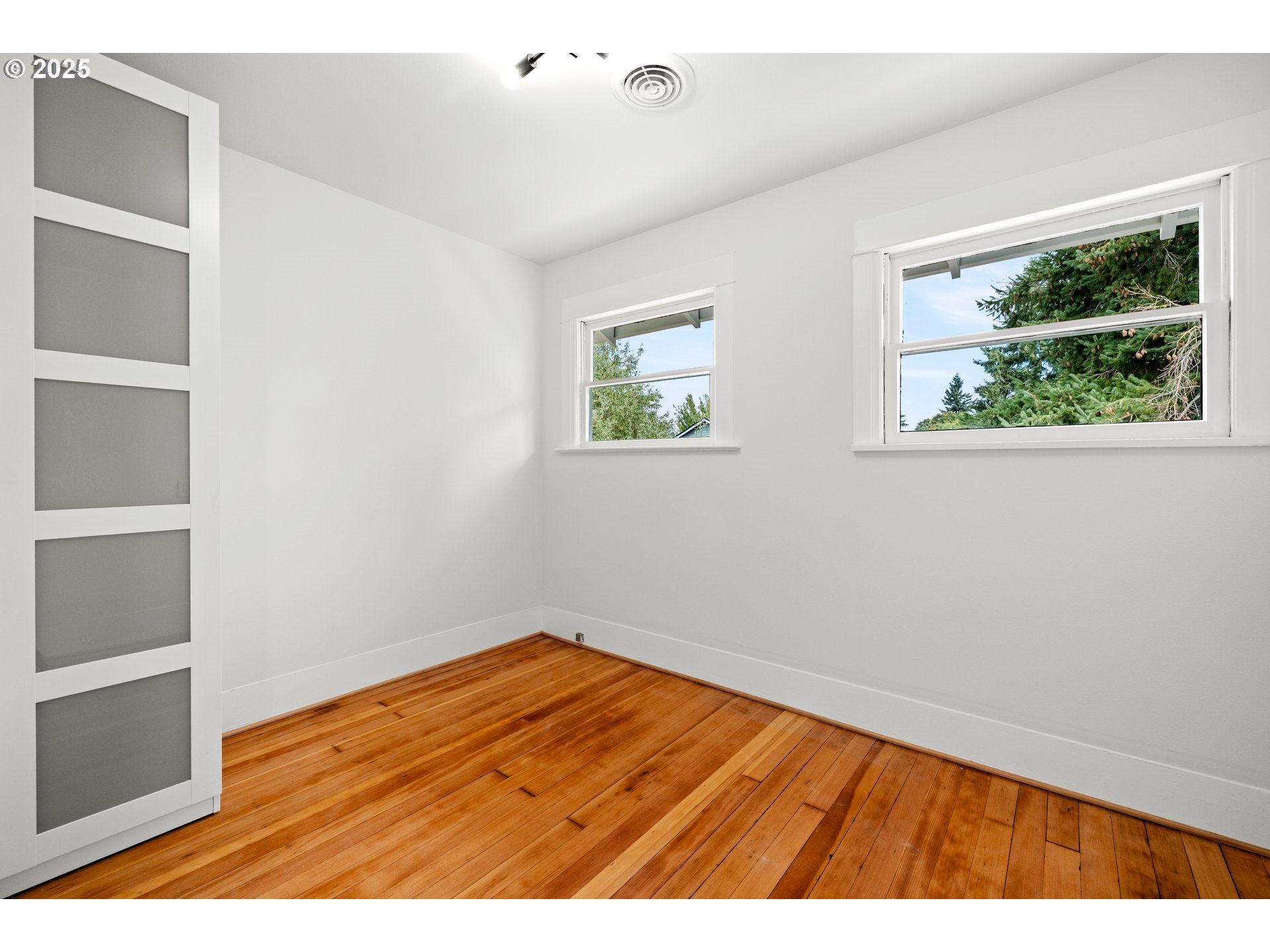 2021 N Sumner St Property Photo 26