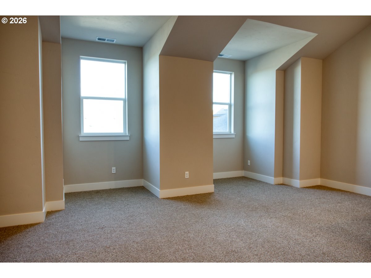 20550 Empire Ave Property Photo 12
