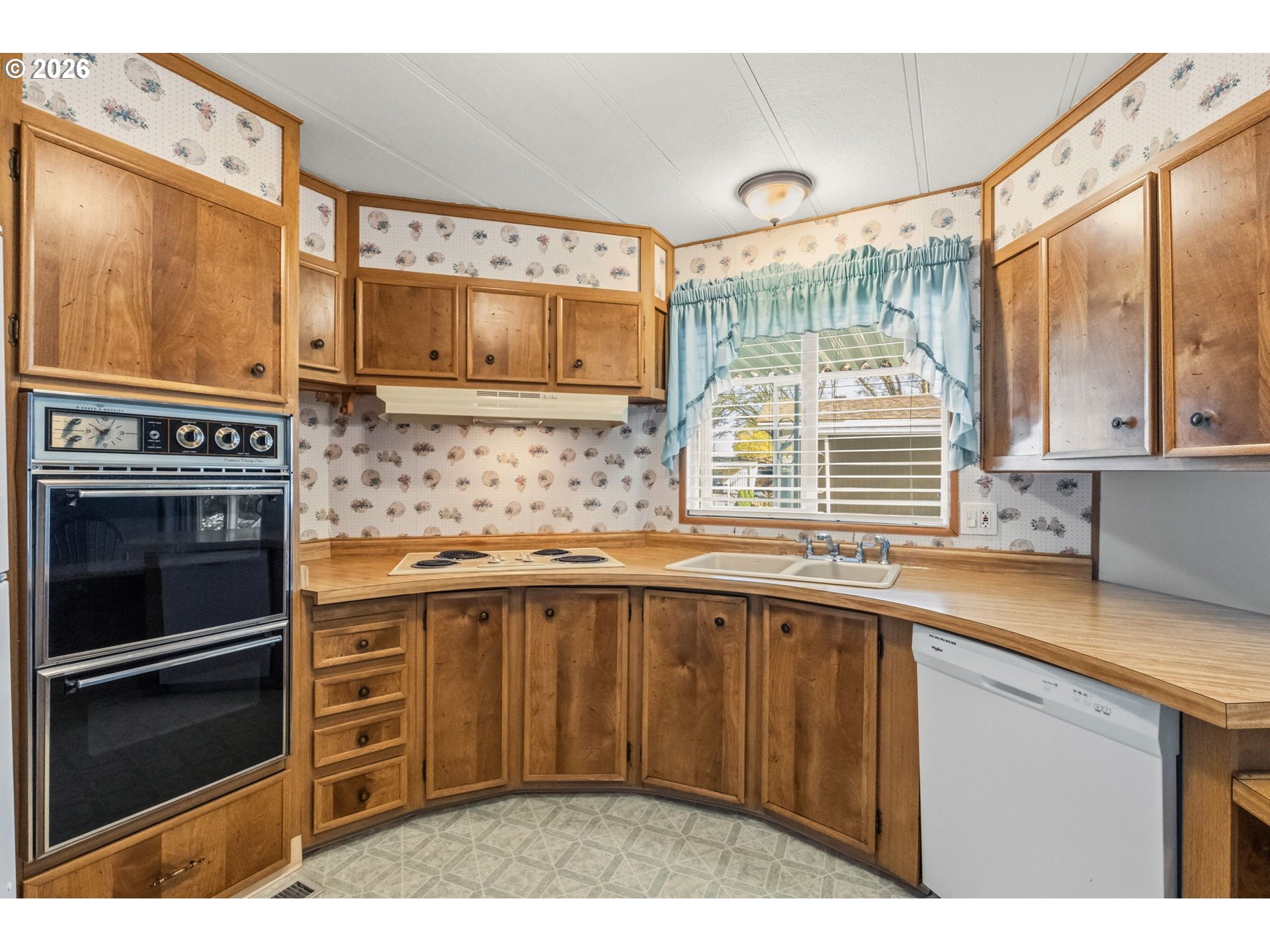 1475 Green Acres Rd 8 Property Photo 13