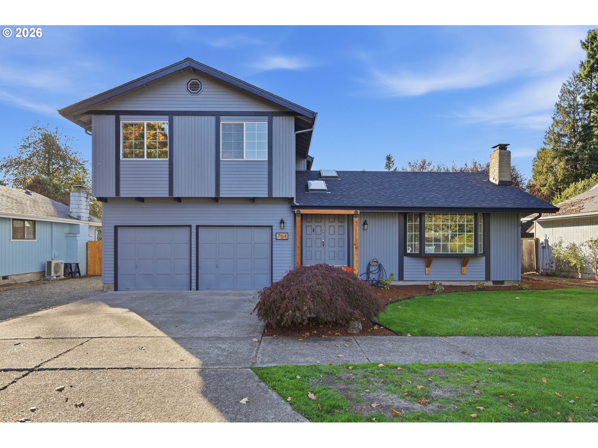 764 71st St Property Photo 1