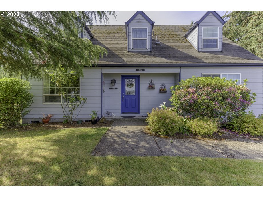 2224 Rogers Ln Property Photo 1