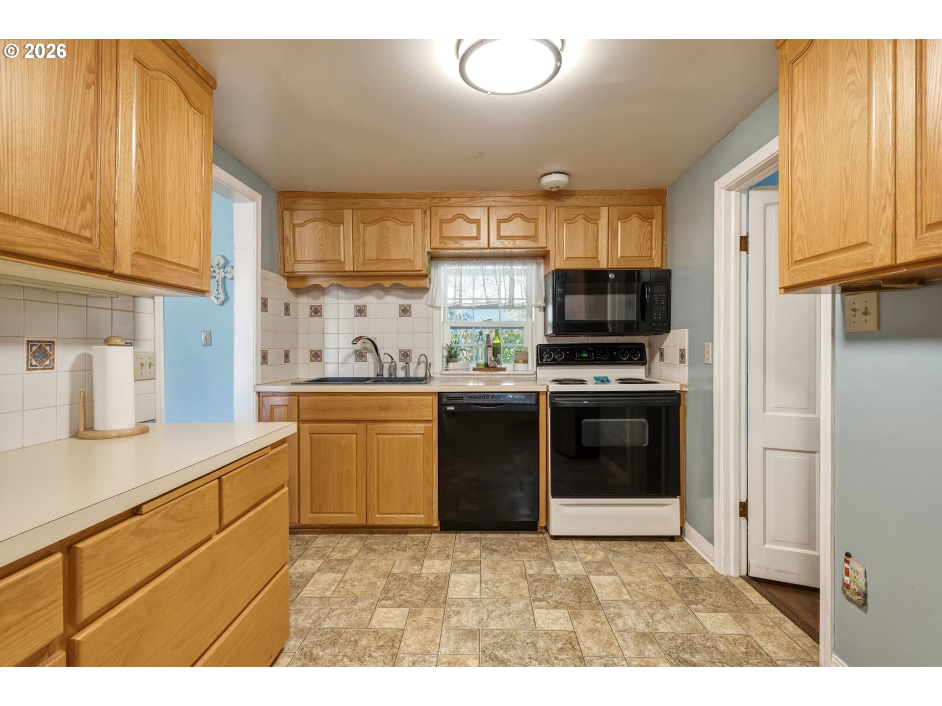 1804 Walnut St Property Photo 4