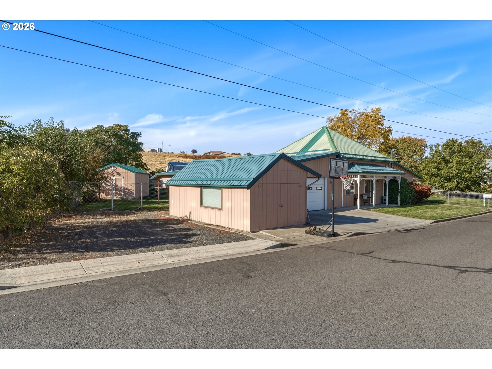 1804 Walnut St Property Photo 32