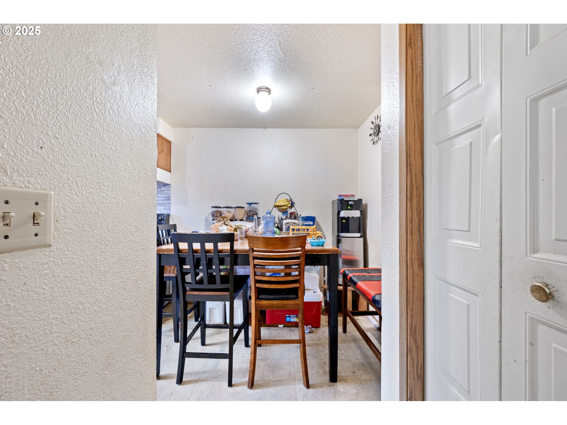 1194 R St Property Photo 3