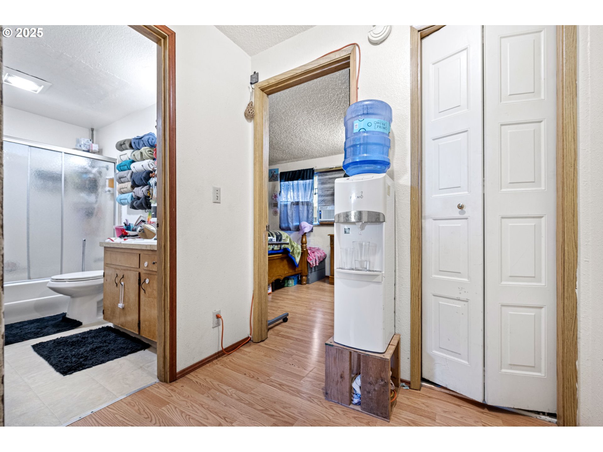 1194 R St Property Photo 13