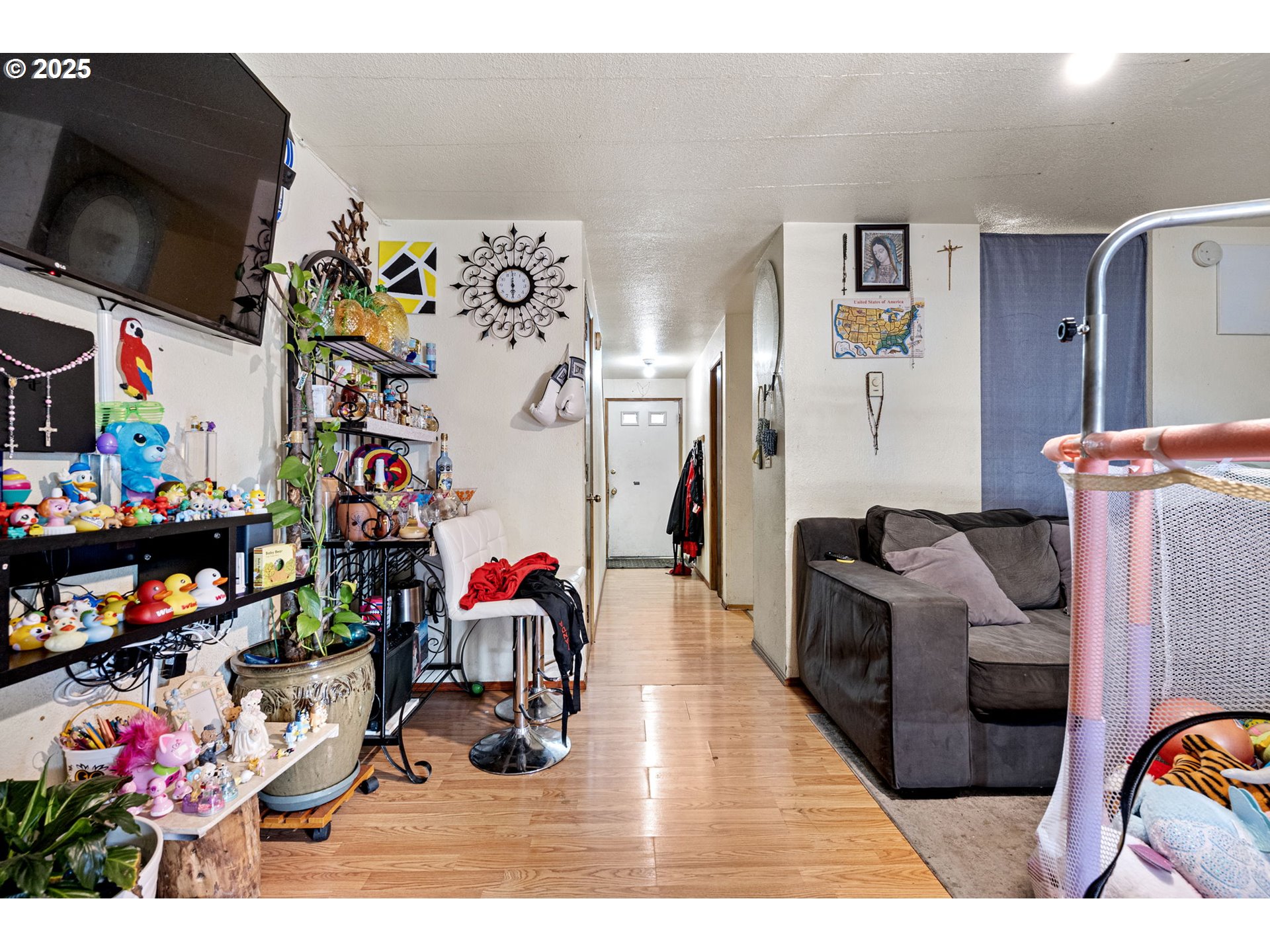 1194 R St Property Photo 19