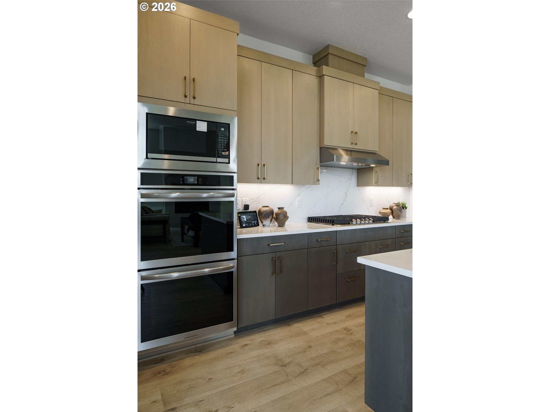 8325 N Hargrave St Property Photo 11