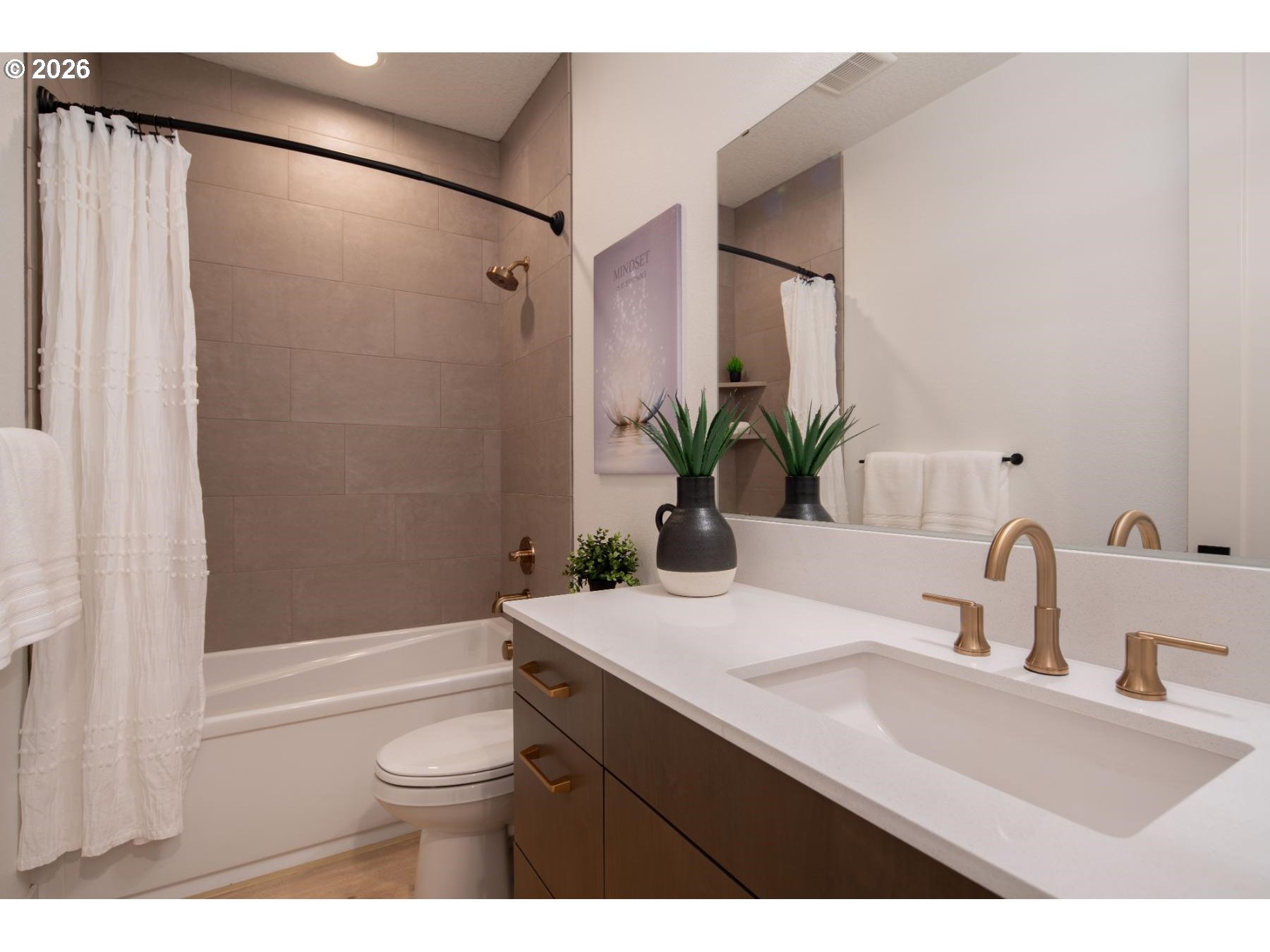 8325 N Hargrave St Property Photo 17