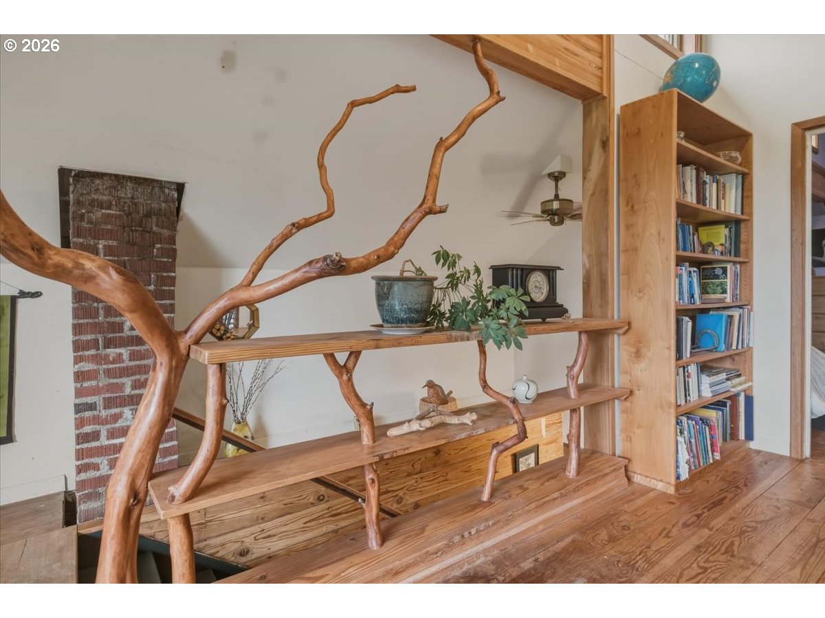 25159 Grange Hall Rd Property Photo 15