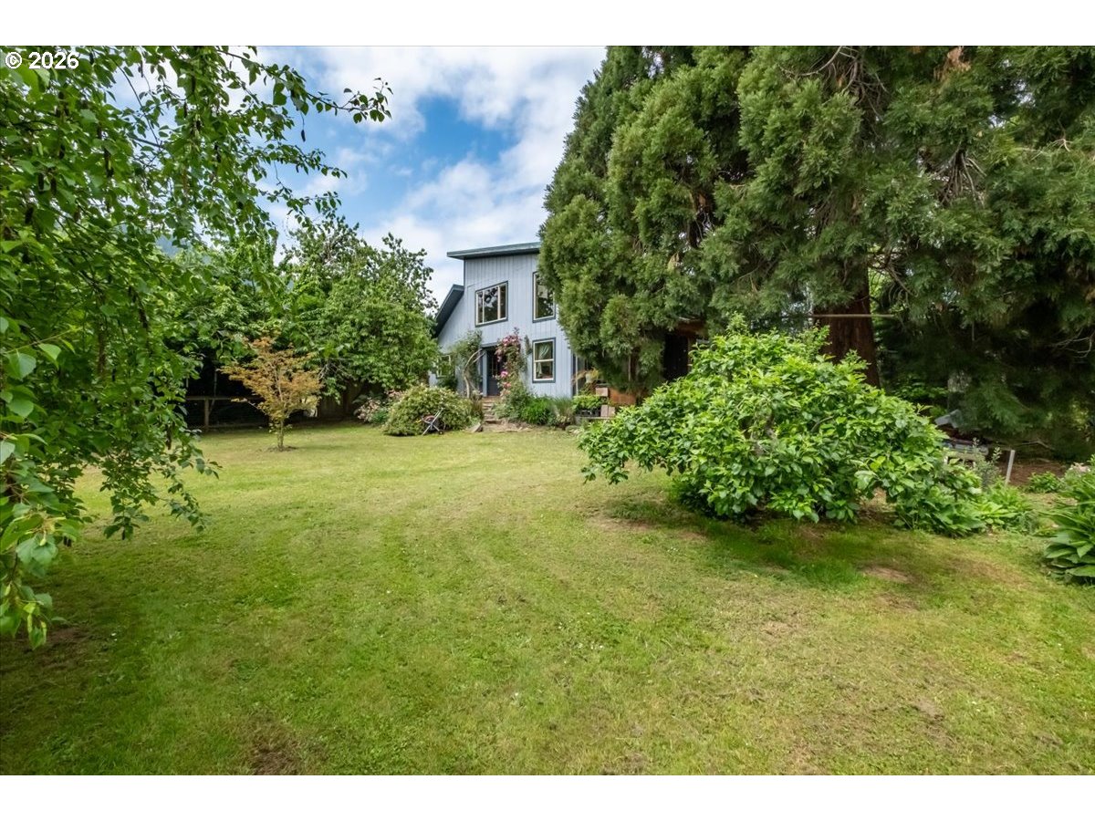 25159 Grange Hall Rd Property Photo 18