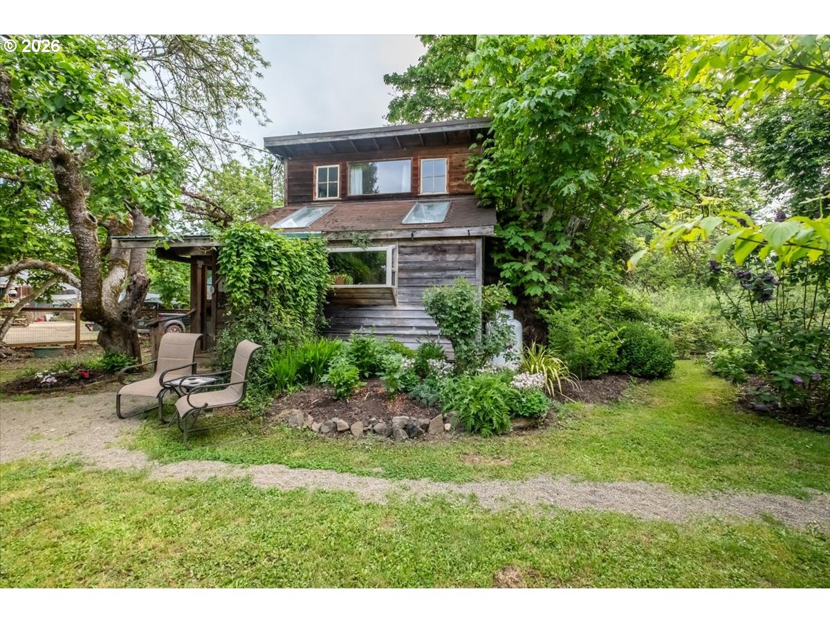 25159 Grange Hall Rd Property Photo 19