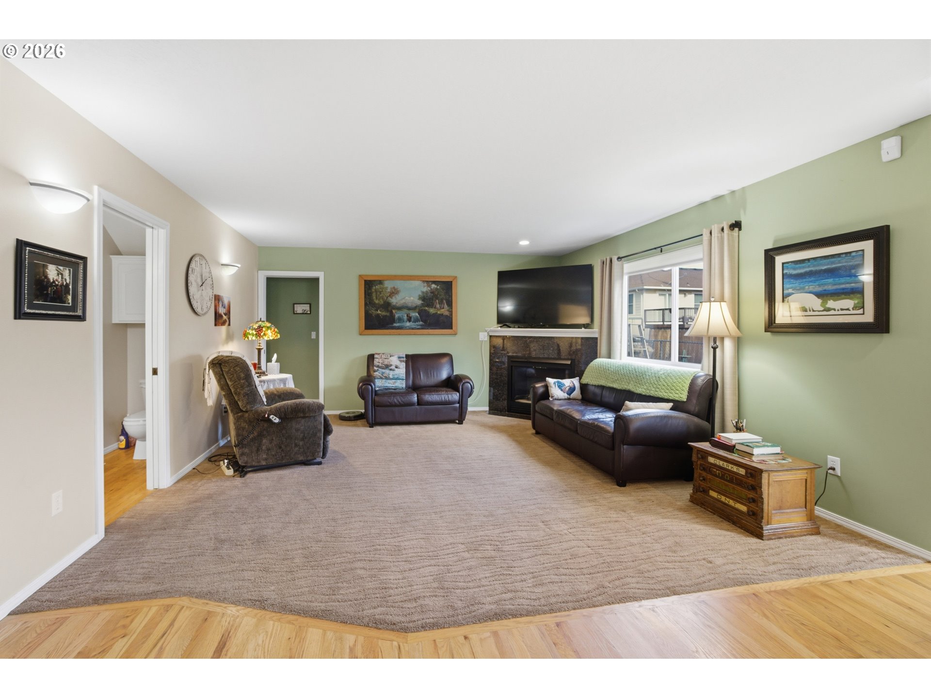 2033 West Park Ct Nw Property Photo 22